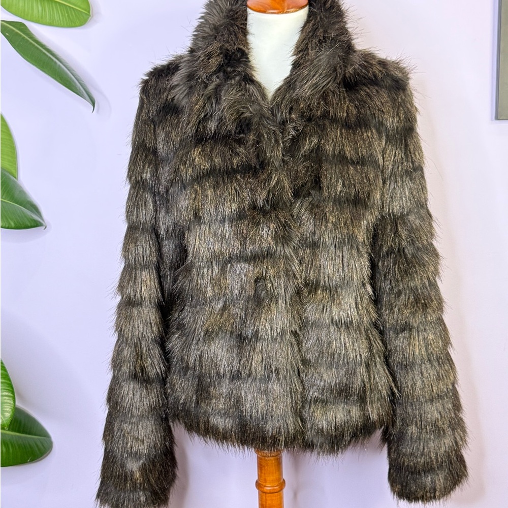 Betsey Johnson Vintage Y2K Black and Brown Faux Fur Coat - Picture 2 of 8